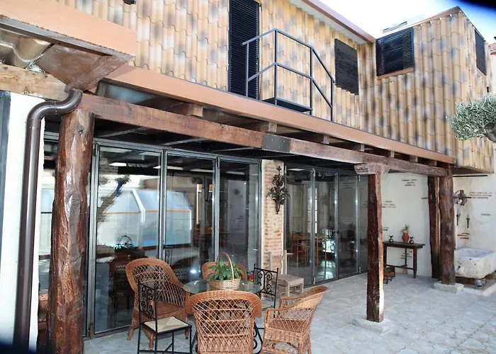 Casa Ruina בית כפרי *